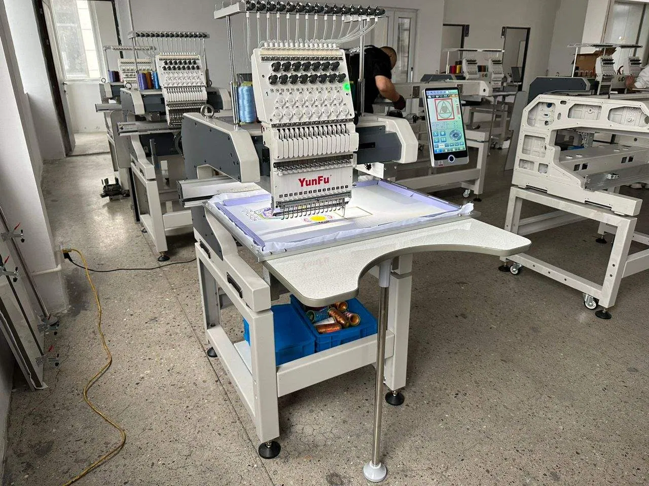 Commercial Grade Embroidery Ma - Commercial Embroidery Machine reseña y precio